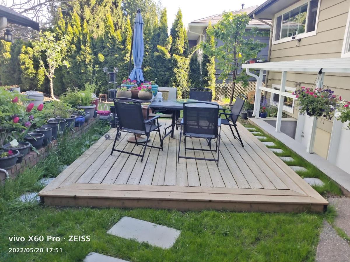 Romantic Homestay Coquitlam Exterior photo