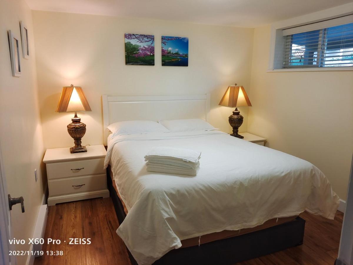 Romantic Homestay Coquitlam Exterior photo